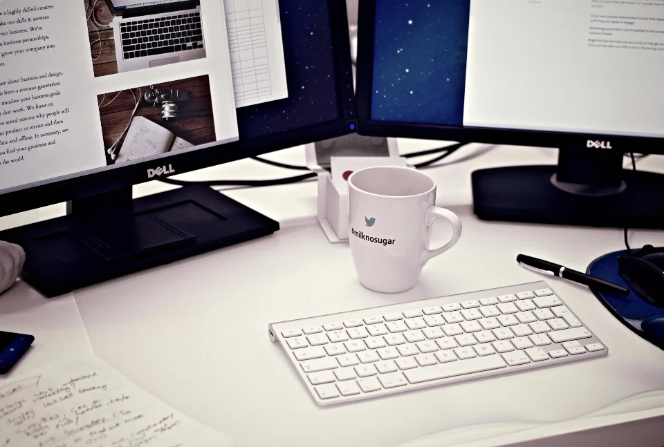 Woocommerce hay shopify - ảnh minh hoạ
